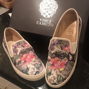 Vince camuto Becker slip on shoes